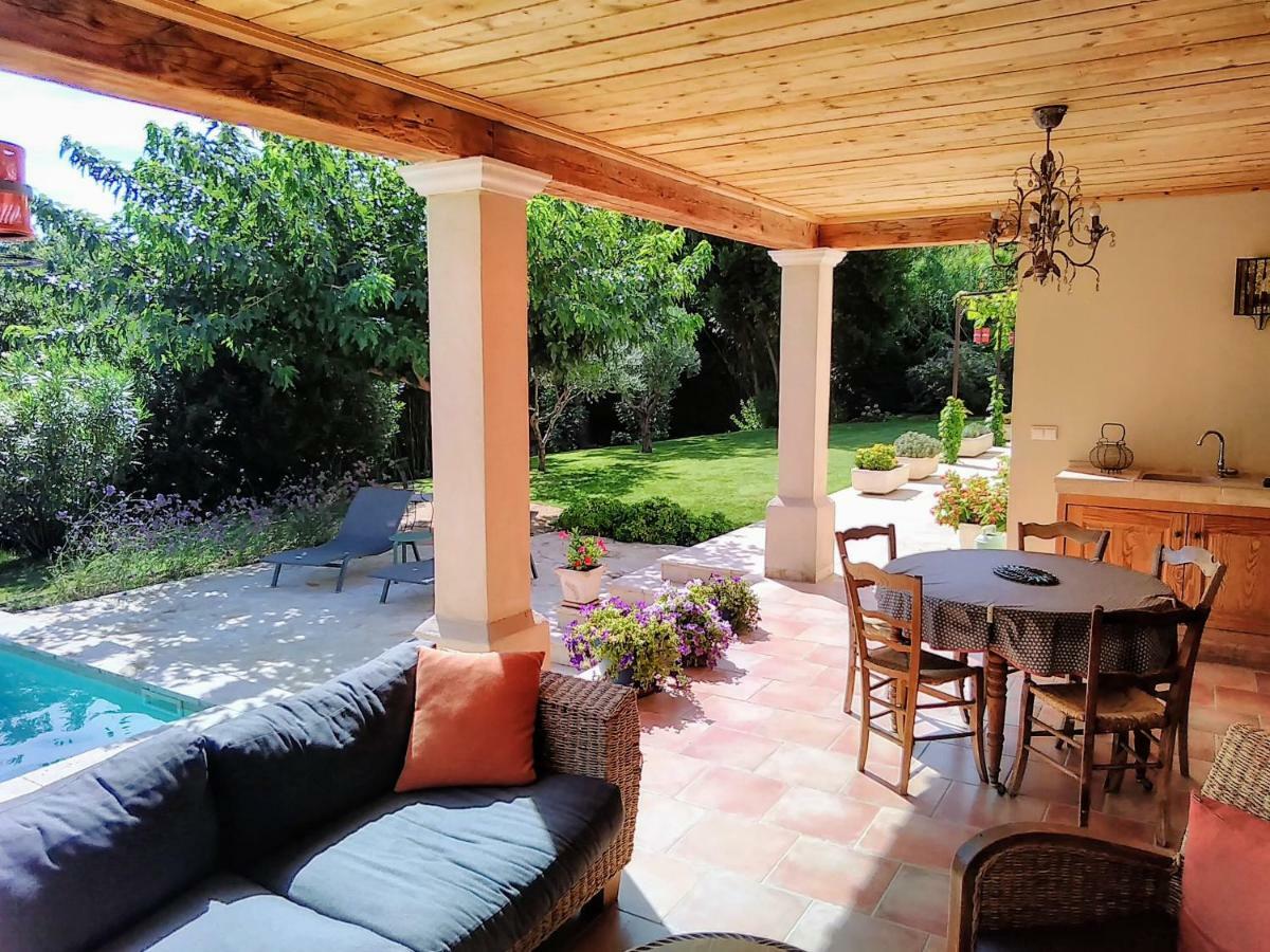 Location Vacances Gillardin Maussane les Alpilles Εξωτερικό φωτογραφία